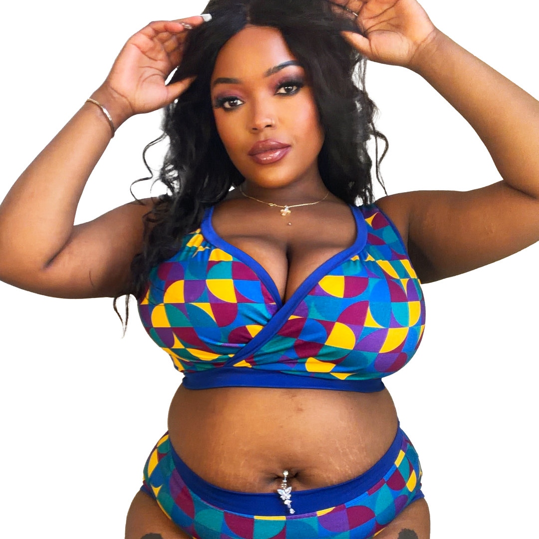 Laura is wearing a supportive non wired cotton bra and briefs