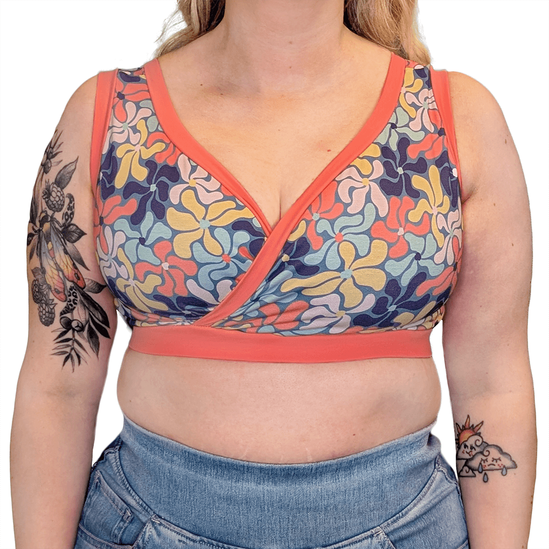 Ros is wearing a wavy flowers Original bra 