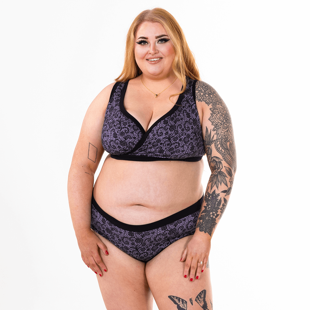 Bex is wearing a Stormy Lace non-wired cotton bra and briefs